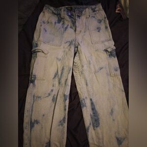 Bleached baggy cargo jeans